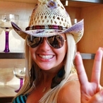 Profil von Cyndy, 23 Jahre, Sie sucht ihn in Loop (Schleswig-Holstein)